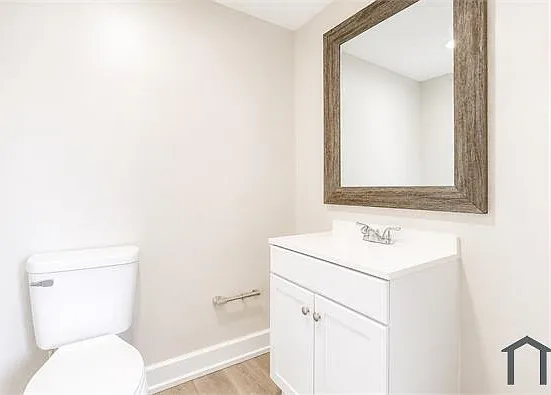 3 bed, 2000 sqft, $2,300 — Photo 3