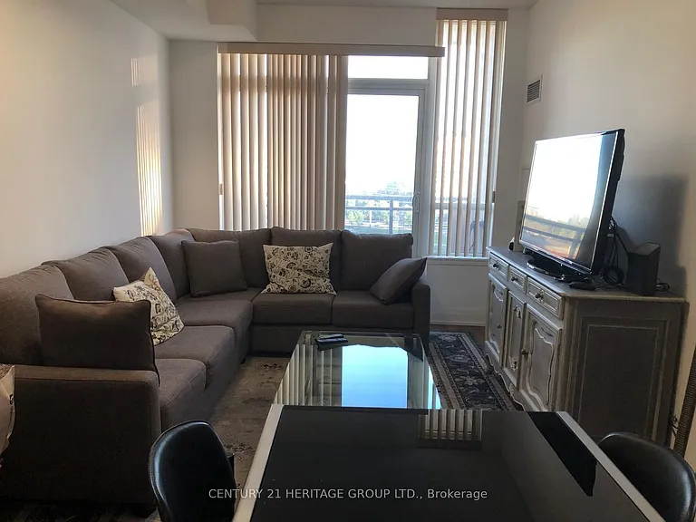 75 N Park Rd #807 — Photo 2
