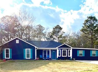 209 Stagecoach Dr, Phenix City, AL 36869