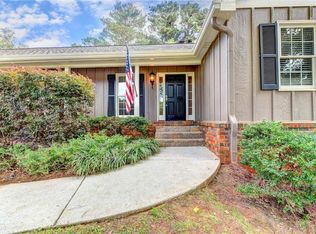 105 Northgate Ct, Roswell, GA 30075
