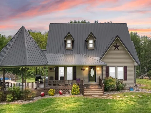 1148 Center Peggyville Rd, Center, KY 42214