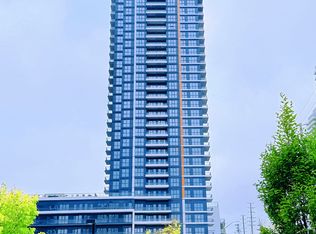 15 Watergarden Dr #406, Mississauga, ON L5R 0G8