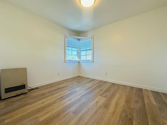 5th image of 16 W Mission St #16
