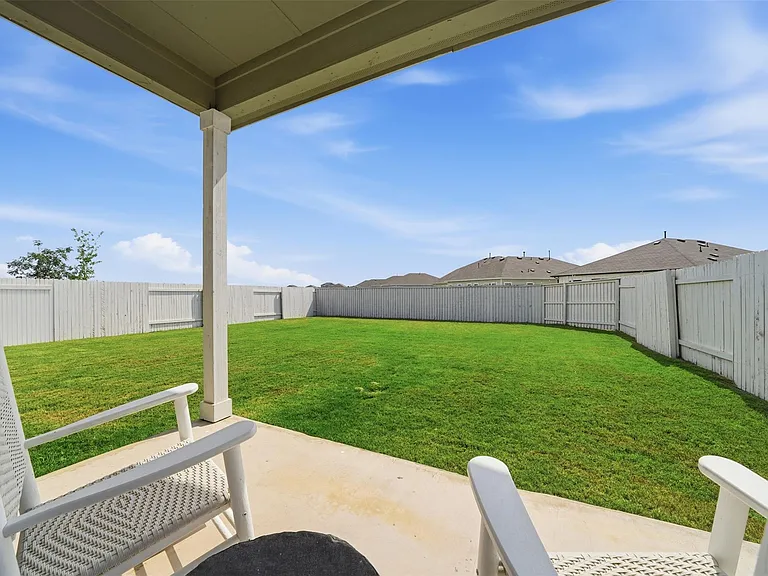 641 Running Creek Dr — Photo 32