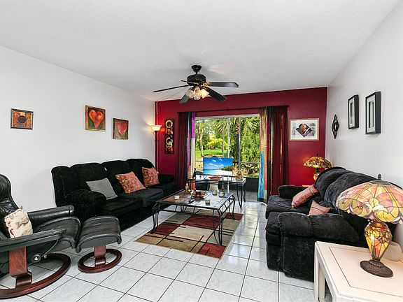 5th image of 4411 NW 16TH Street #F109