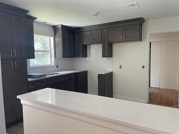 5th image of 3714 Culp Dr