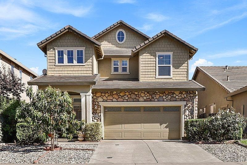 1st image of 4033 Hellenic Dr
