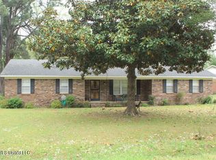 5011 Katherine Dr, Olive Branch, MS 38654