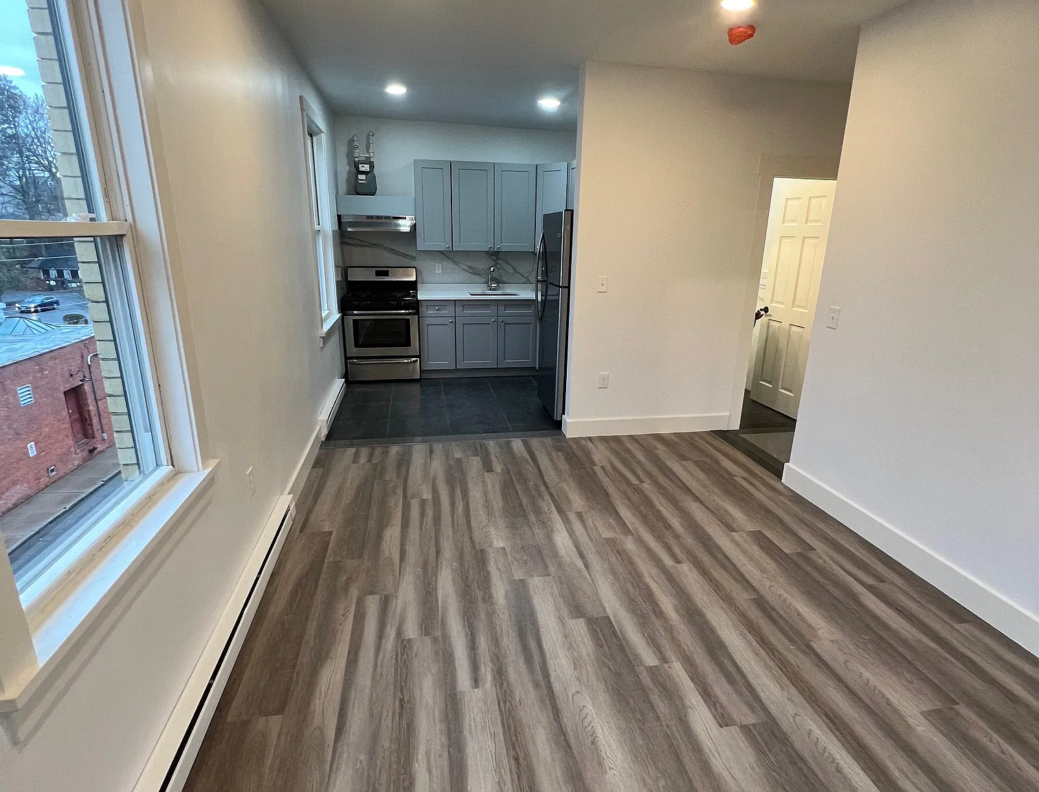 1 bed, $1,400 — Photo 2