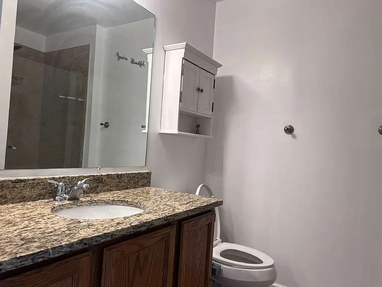 6205 Abbottsbury Row — Photo 11