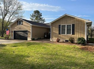 12 Rue Degrasse, Poquoson, VA 23662