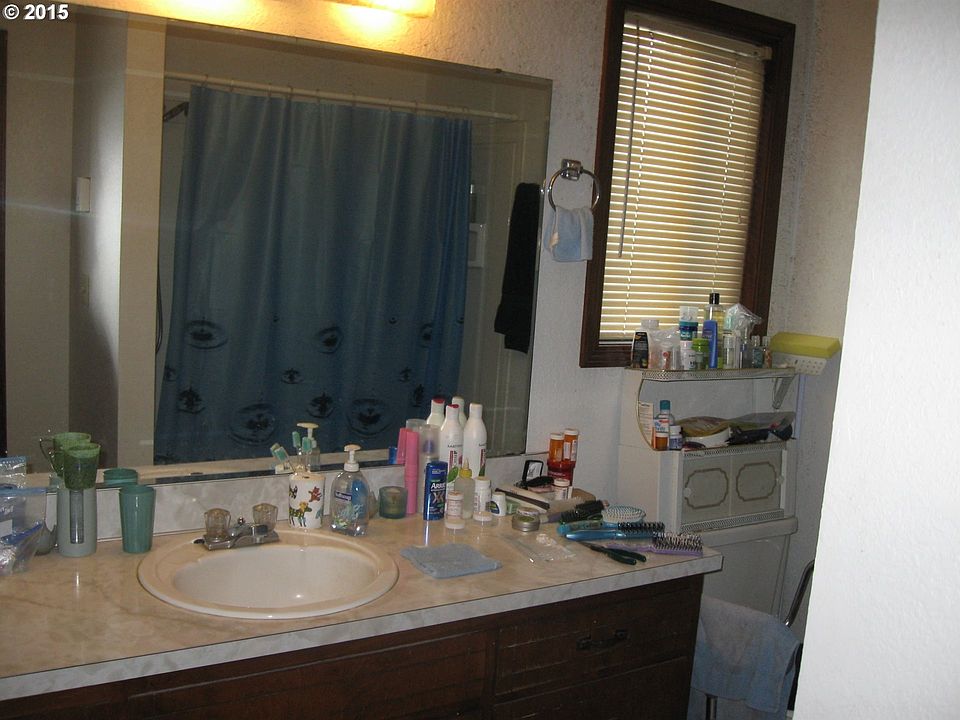 2nd image of 4270 Murnane St