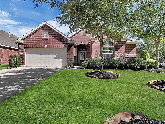 2nd image of 20702 Oakhurst Creek Dr