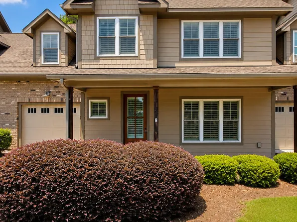 129 Pinebranch Court, Southern Pines, NC 28387