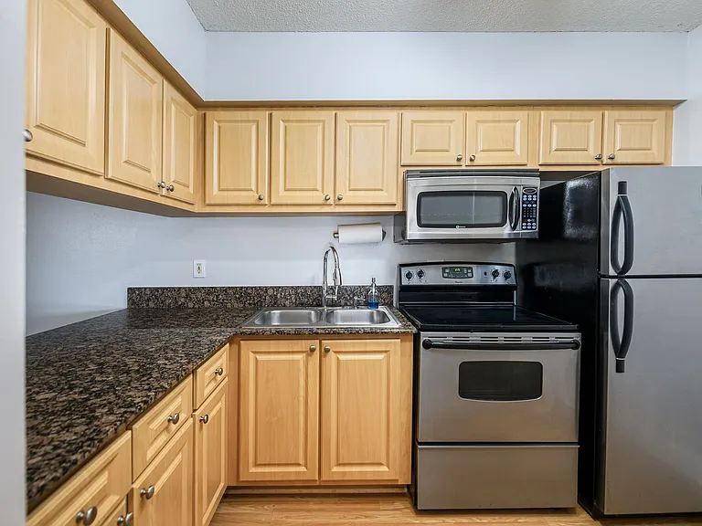 120 S Church Ave #209 — Photo 10