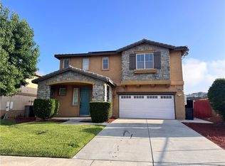 41023 Chambord Dr, Lake Elsinore, CA 92532