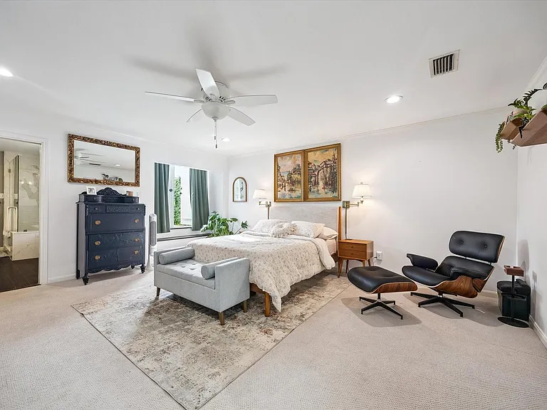 2220 Fulham Ct — Photo 9