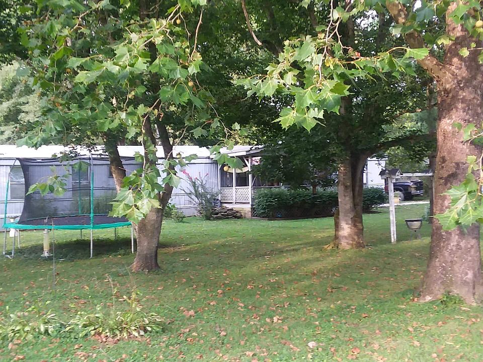 2nd image of 191 Happy Hollow Ln