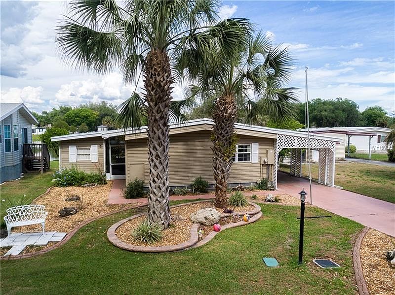 1st image of 1309 Paradise Dr