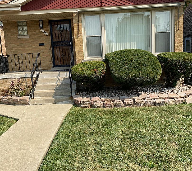 2nd image of 10223 S Vernon Ave