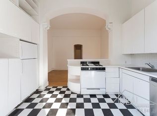 375 Henry St, Brooklyn, NY 11201