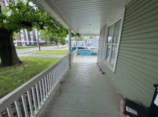 520 West Ct, Springfield, MO 65806