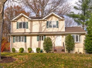 5 Gulick Rd, Morristown, NJ 07960