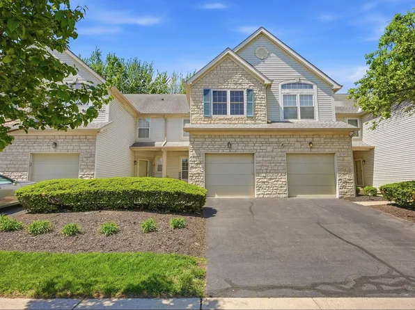 2575 Rustling Oak Blvd, Hilliard, OH 43026