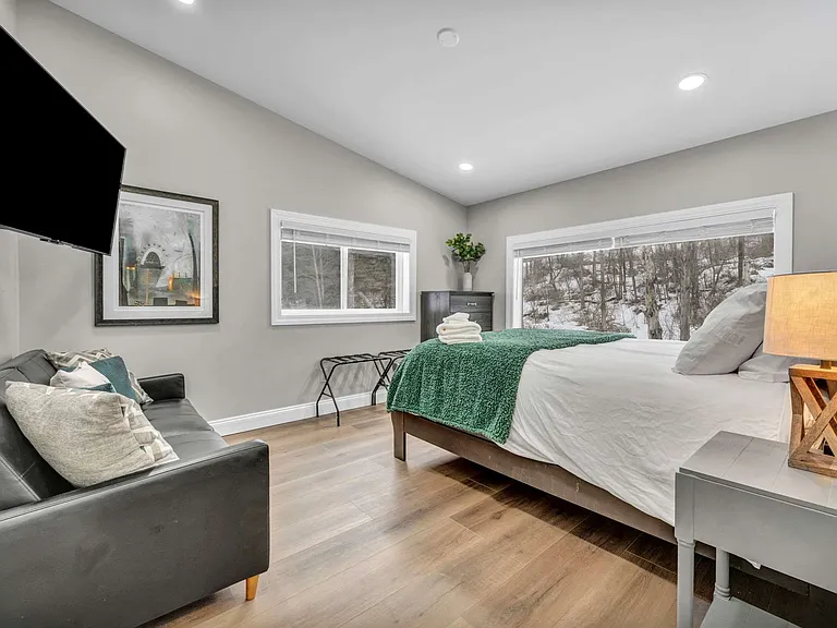 6924 Fish Hill Rd — Photo 52