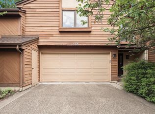 568 Sayre Dr, Princeton, NJ 08540