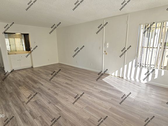 4th image of 11735 Mayfield Ave #4