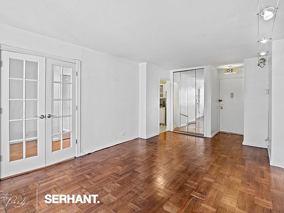 5th image of 301 E 63rd St APT 5A