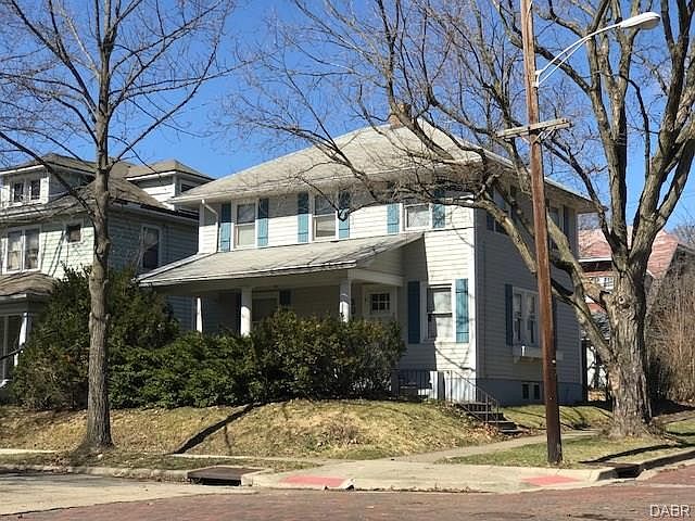 2nd image of 301 Kenilworth Ave