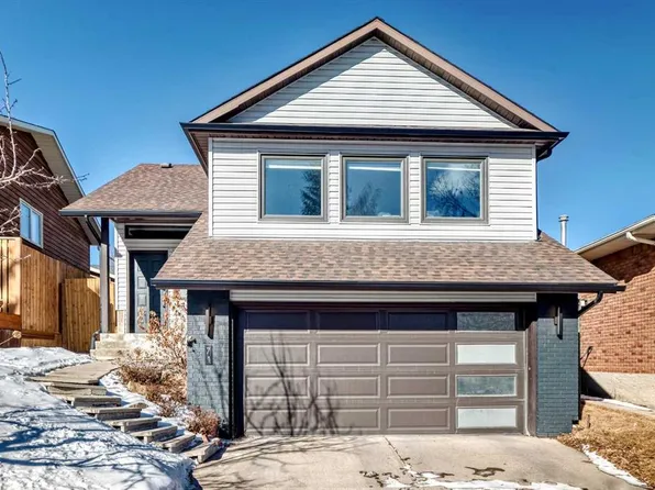 71 E Macewan Glen Rd NW, Calgary, AB T3K 2J3