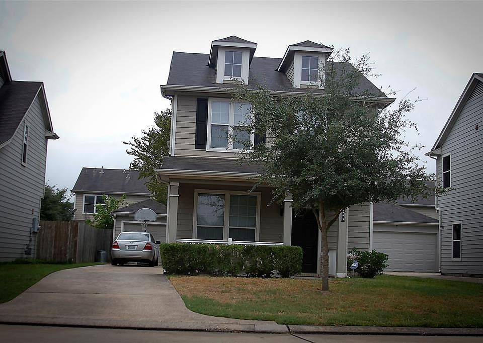 1st image of 6223 Gillian Park Dr