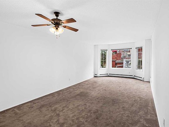 2nd image of 3205 Sienna Park Grn SW