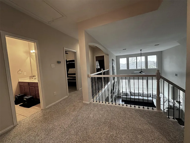 213 Fox Hollow Blvd — Photo 16