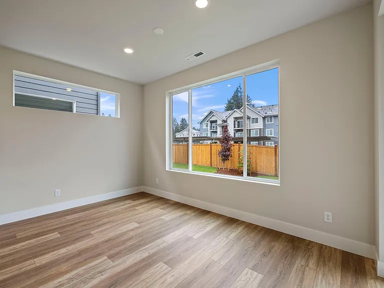 5388 Century Pl NE — Photo 5