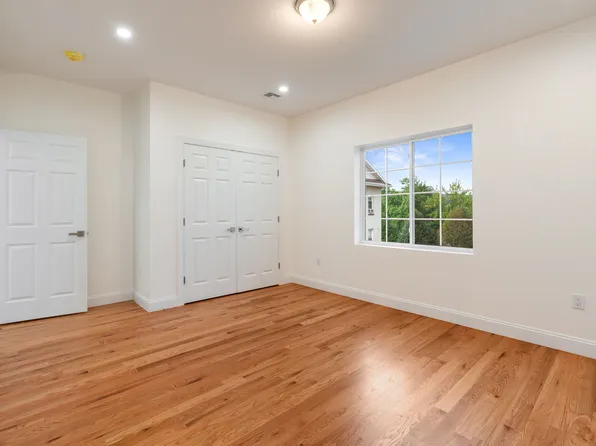 1380 Clove Road image 12 of 40