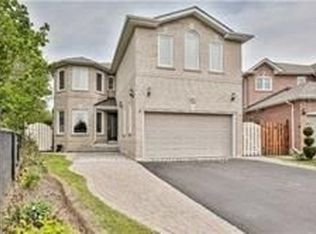 34 Crimson Ct, Richmond Hill, ON L4C 0J5