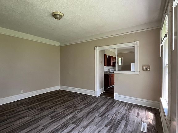 2nd image of 481 Edmund Ave #1