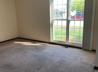 950 N Dorset Rd, Troy, OH 45373