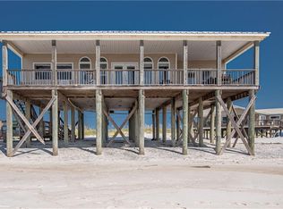 102 Slidell Ct, Dauphin Island, AL 36528