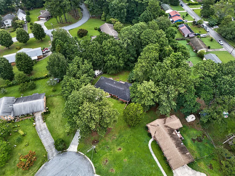 2387 Garden Ct — Photo 10