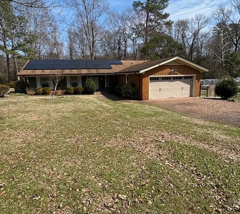 305 Glen Oak Dr
