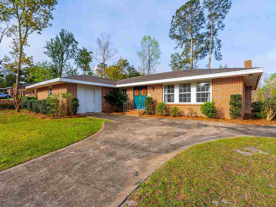 1st image of 444 Elise Dr