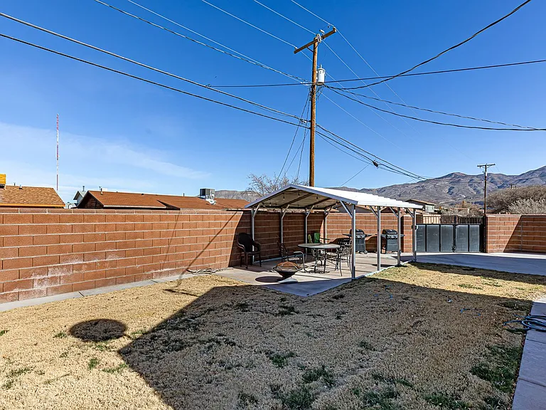 800 Sherwood Dr — Photo 25
