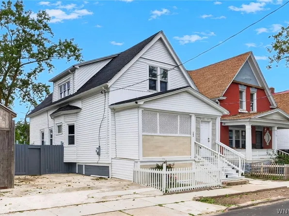 102 Wende St, Buffalo, NY 14211