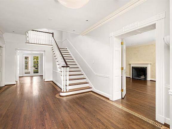 3rd image of 3414 Del Monte Dr