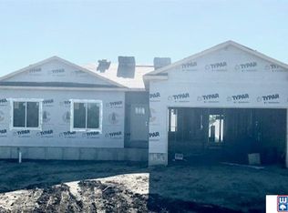 1920 NW 41st Ct, Lincoln, NE 68528